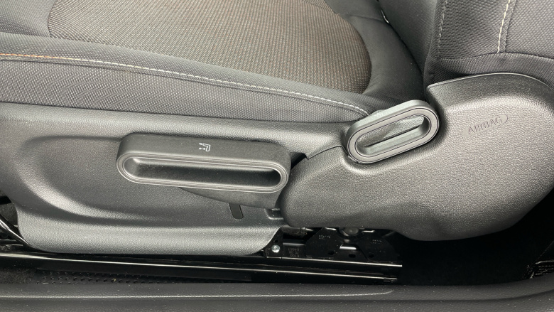 MINI Hatchback 1.5 Cooper Classic 3dr Auto Petrol Hatchback